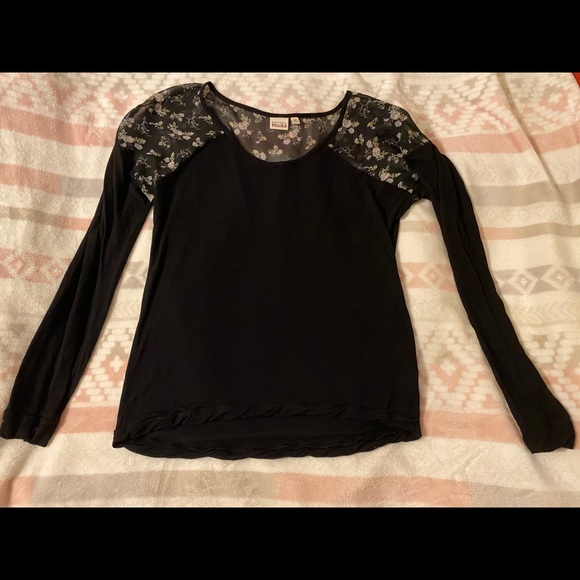 mudd tee - Picture 1 of 3